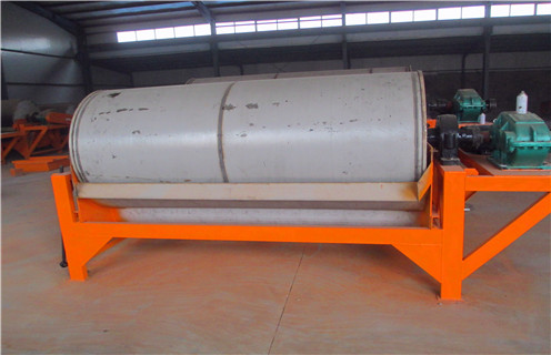 滾筒磁選機，新疆滾筒永磁磁選機_滾筒磁選機多少錢一台，新疆滾筒永磁磁選機工作原理